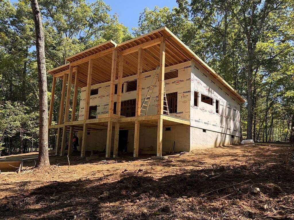 2.1 Acres of Land with Home for Sale in Mineral Bluff, Georgia