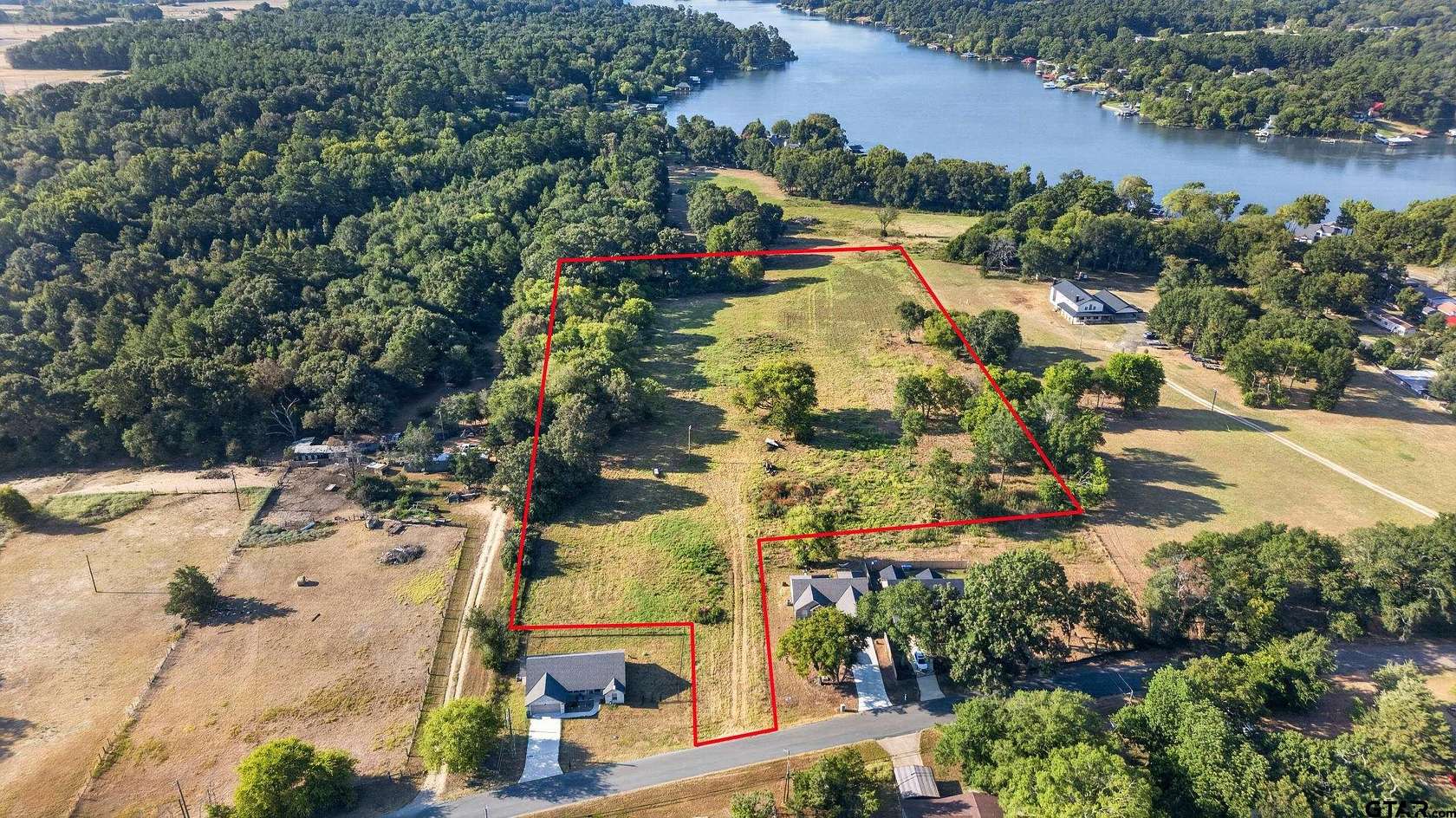 7.67 Acres of Residential Land for Sale in Jacksonville, Texas