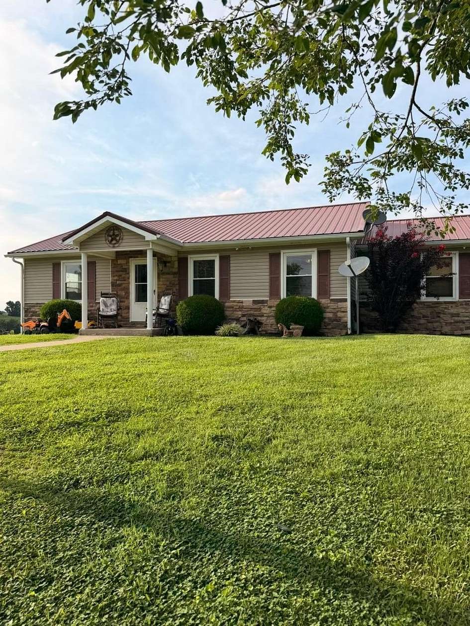 20 Acres of Agricultural Land with Home for Sale in Richmond, Kentucky