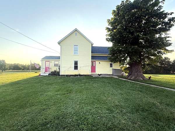 4 Acres of Land with Home for Sale in Baltimore, Ohio