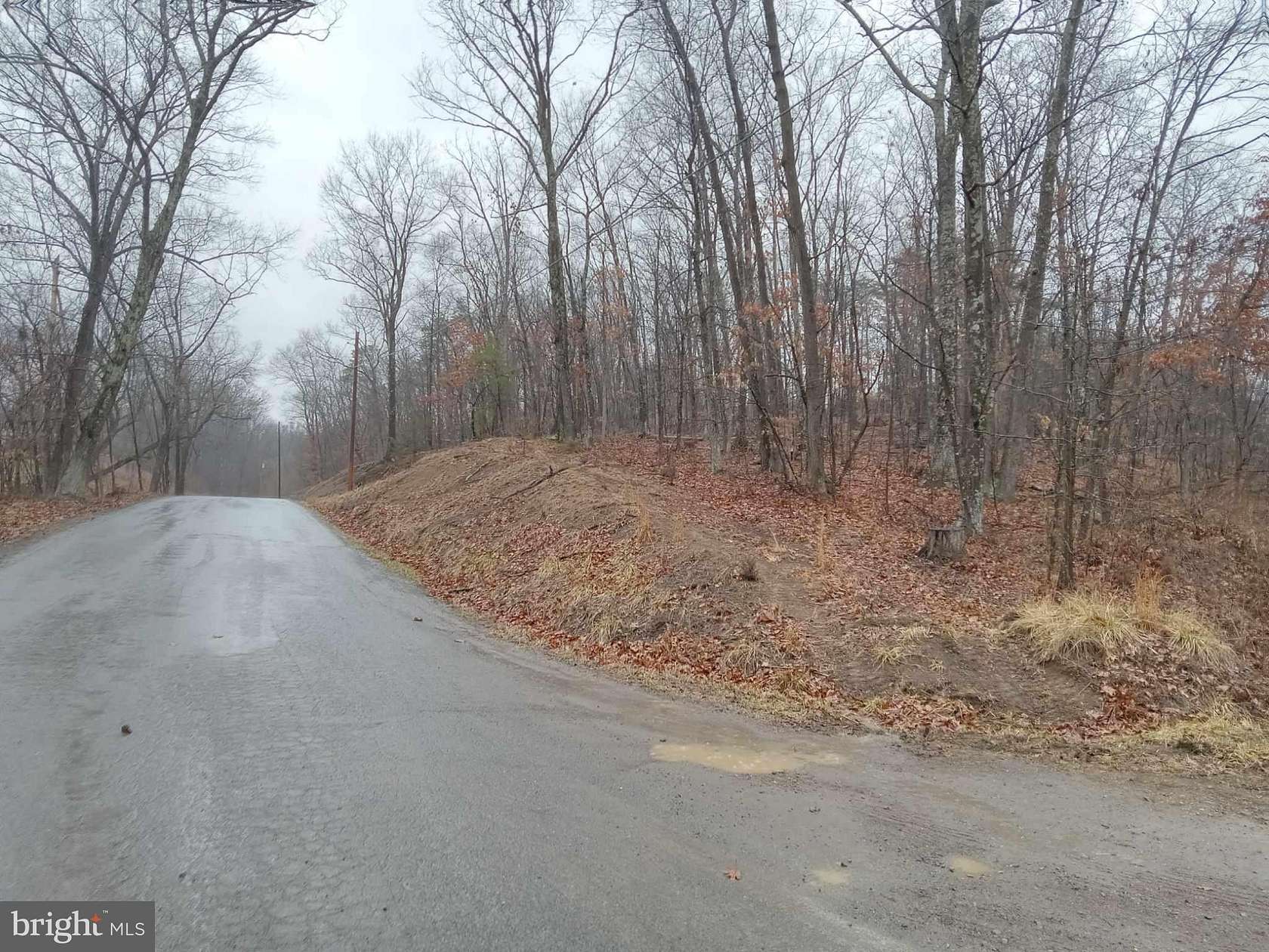 4 Acres of Residential Land for Sale in Falling Waters, West Virginia