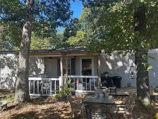 5.52 Acres of Land with Home for Sale in Fayetteville, Arkansas