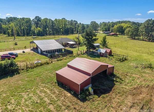 16 Acres of Land with Home for Sale in Donaldson, Arkansas