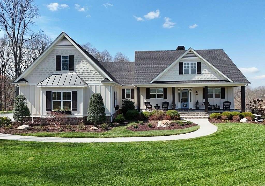1.5 Acres of Land with Home for Sale in Blairsville, Georgia