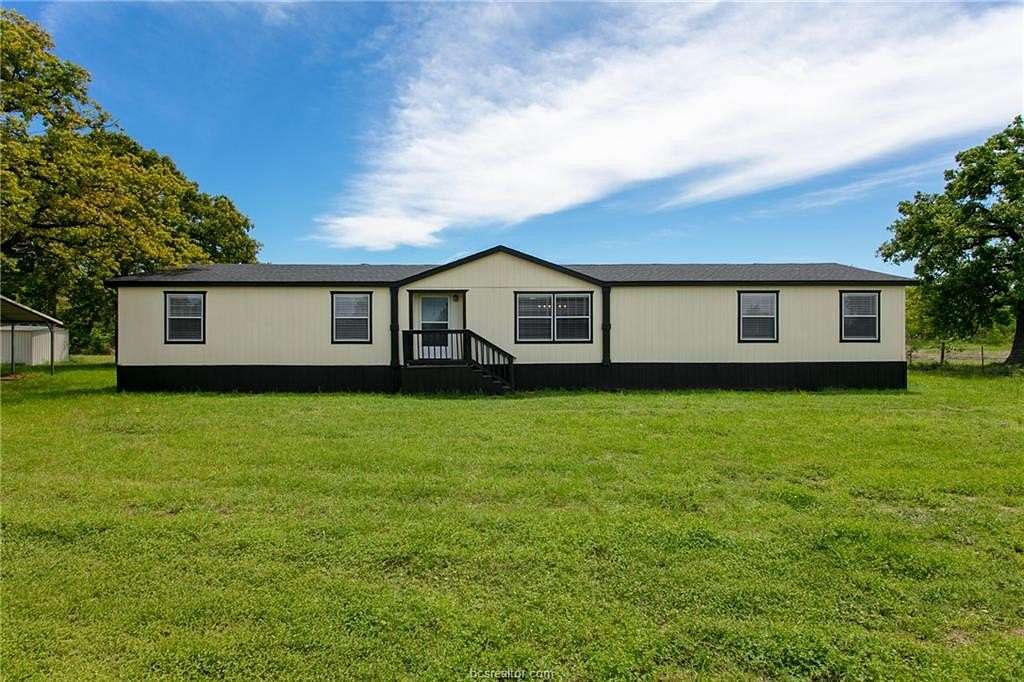 3 Acres of Land with Home for Sale in Calvert, Texas