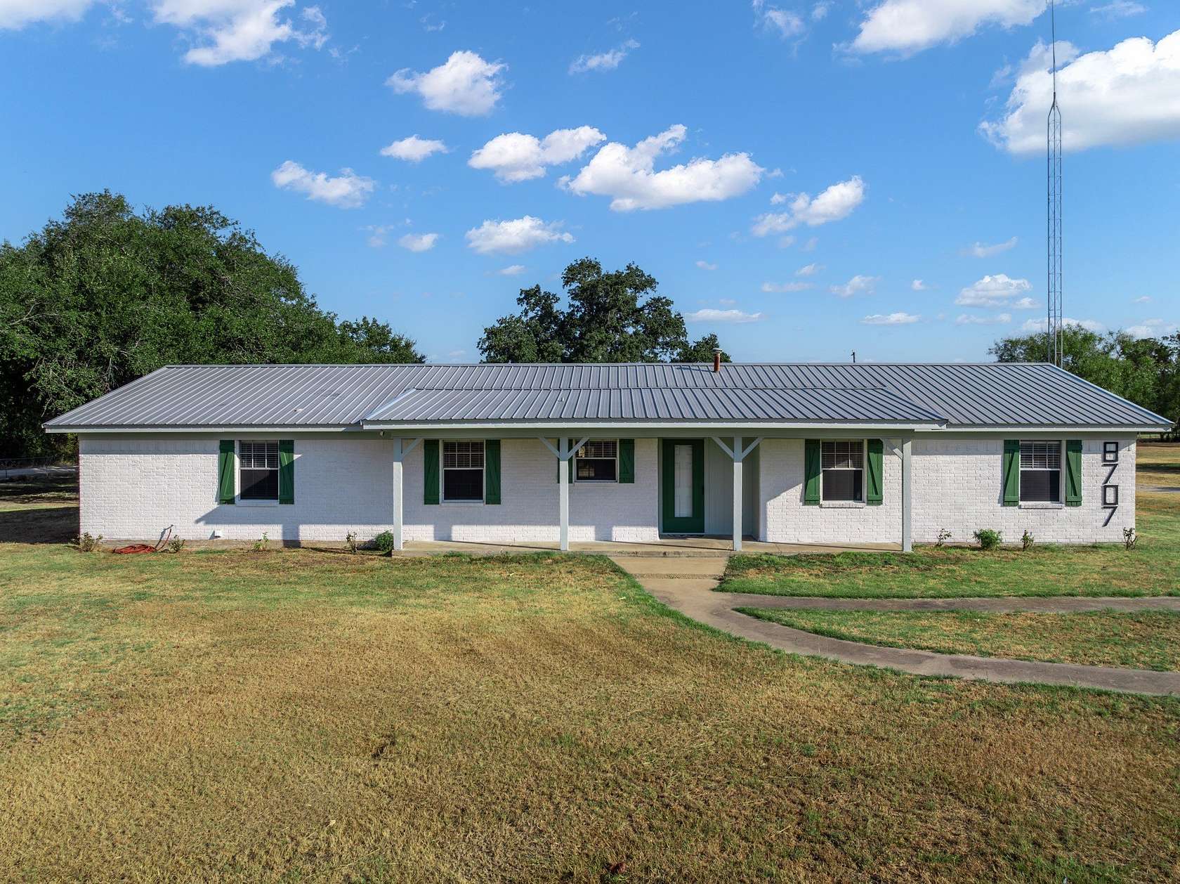 3 Acres of Improved Mixed-Use Land for Sale in Riesel, Texas