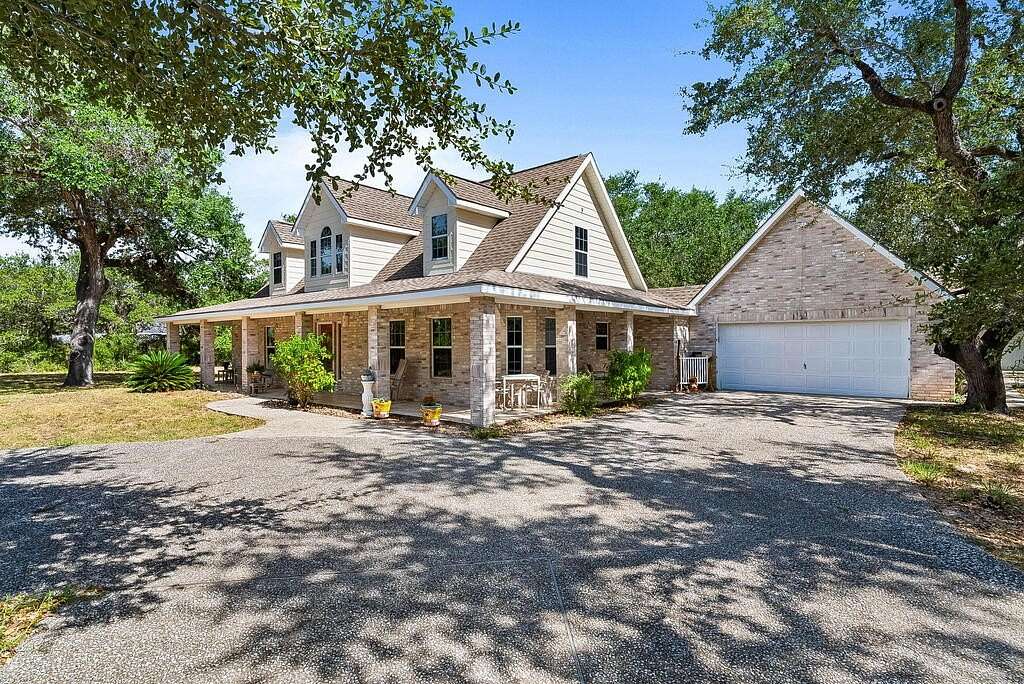 6 Acres of Land with Home for Sale in Rockport, Texas