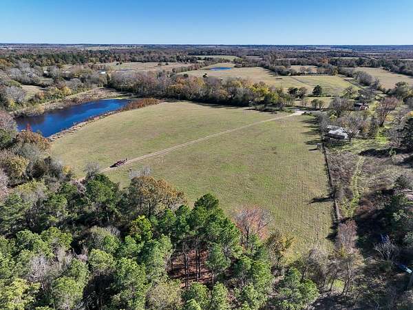 13 Acres of Land for Sale in Crockett, Texas