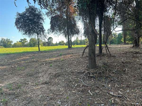 13 Acres of Land for Sale in Crockett, Texas