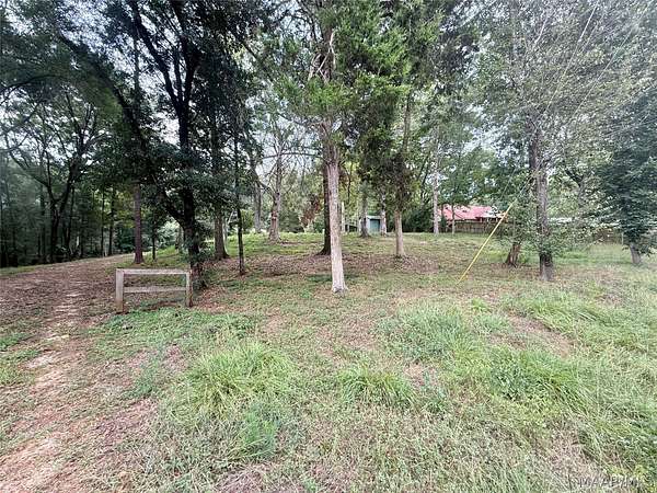 1.23 Acres of Residential Land for Sale in Valley Grande, Alabama