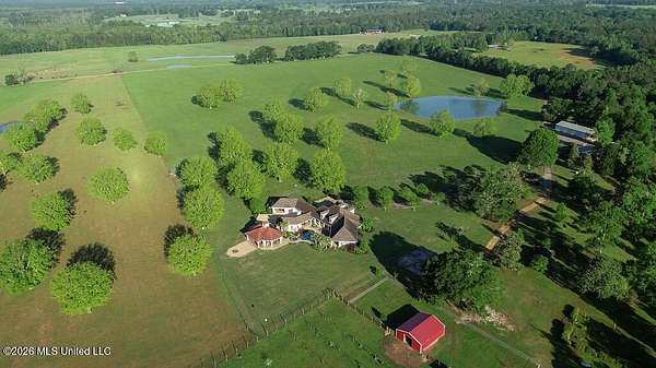 400 Acres of Agricultural Land with Home for Sale in Perkinston, Mississippi