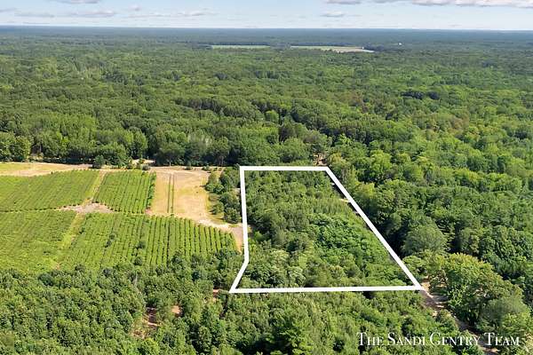 6.3 Acres of Residential Land for Sale in Fruitport, Michigan