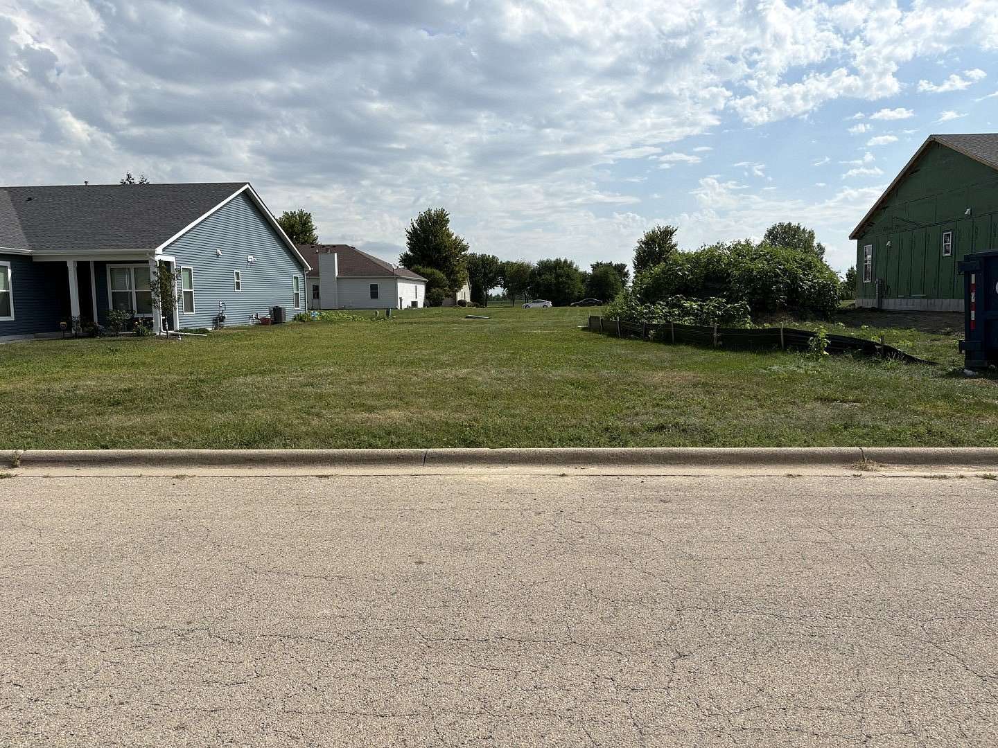 0.28 Acres of Residential Land for Sale in Cortland, Illinois