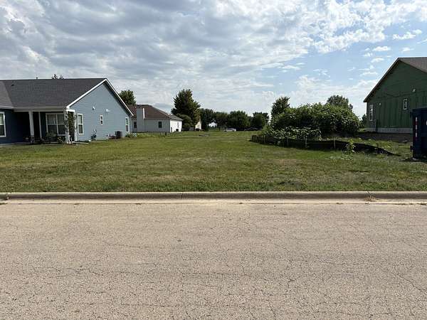 0.28 Acres of Residential Land for Sale in Cortland, Illinois