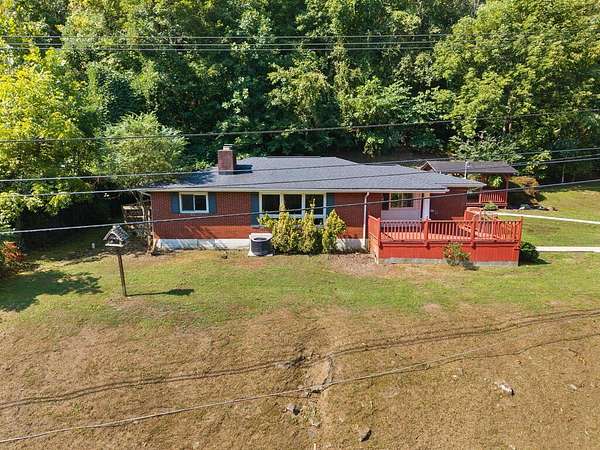 3 Acres of Land with Home for Sale in Hazard, Kentucky