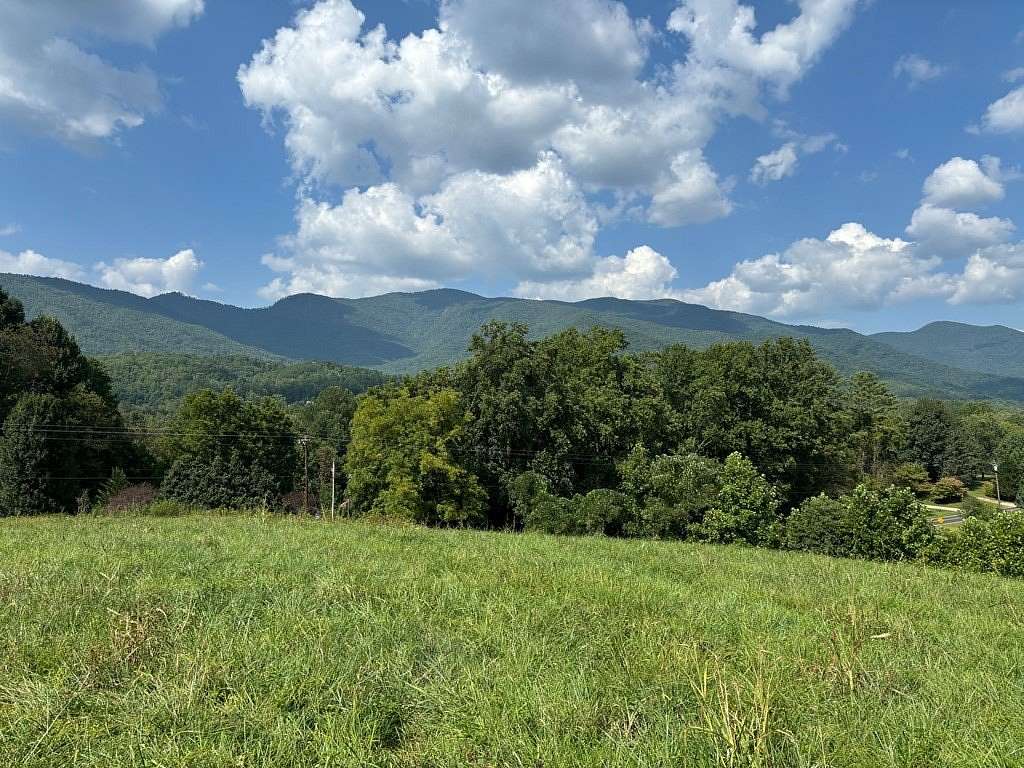 9.12 Acres of Land for Sale in Hayesville, North Carolina