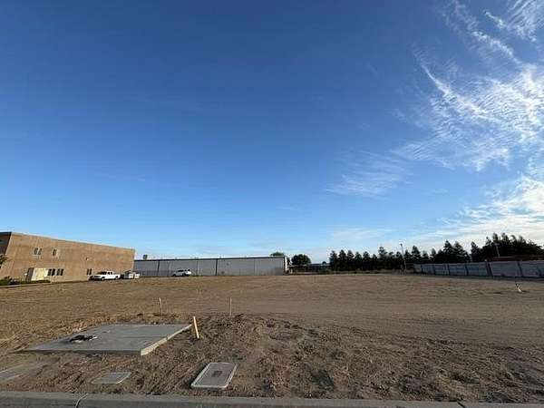 0.4 Acres of Commercial Land for Sale in Madera, California