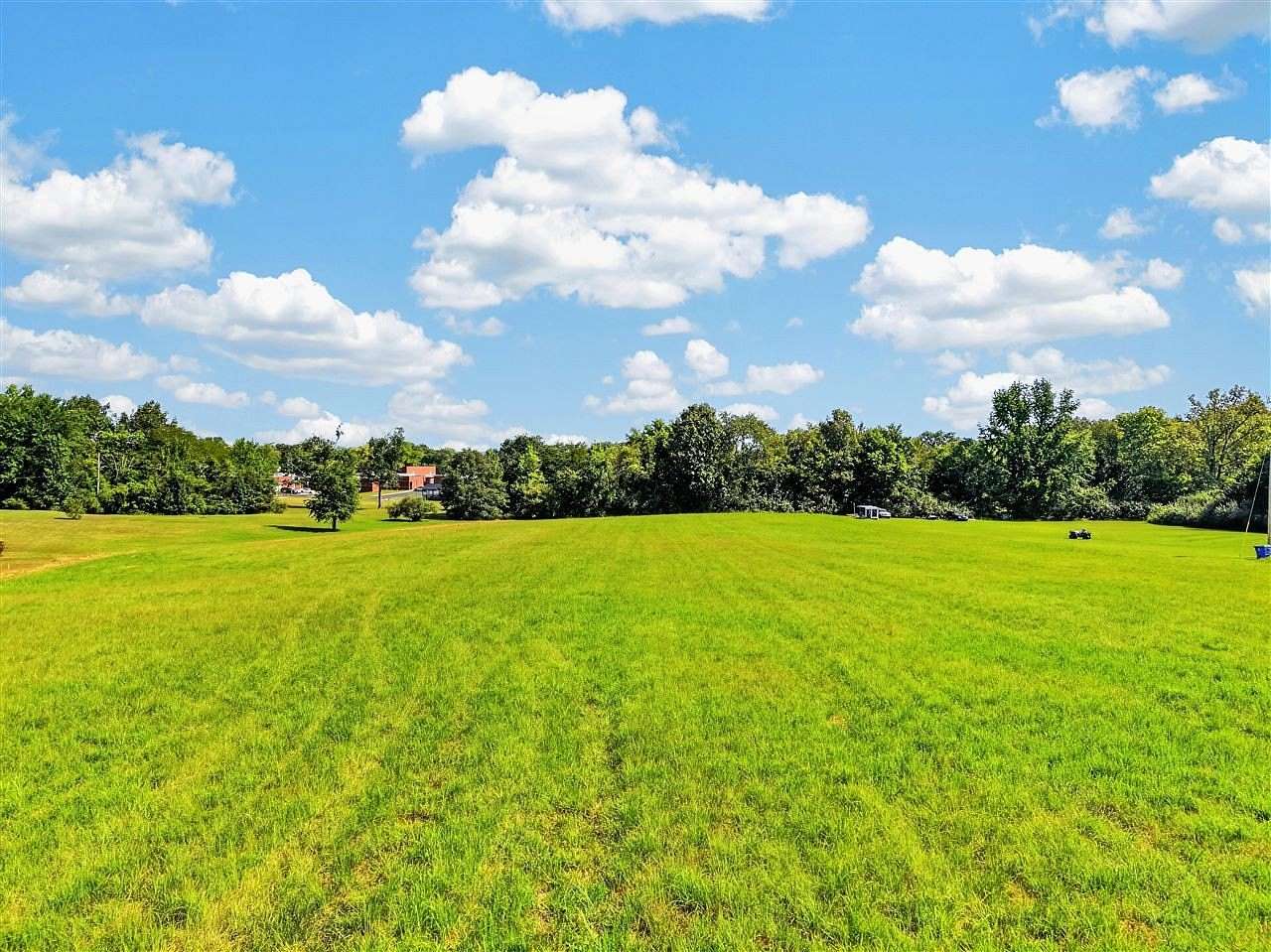 3.26 Acres of Residential Land for Sale in Lewisburg, Kentucky