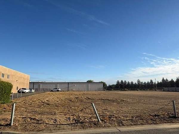 0.42 Acres of Commercial Land for Sale in Madera, California