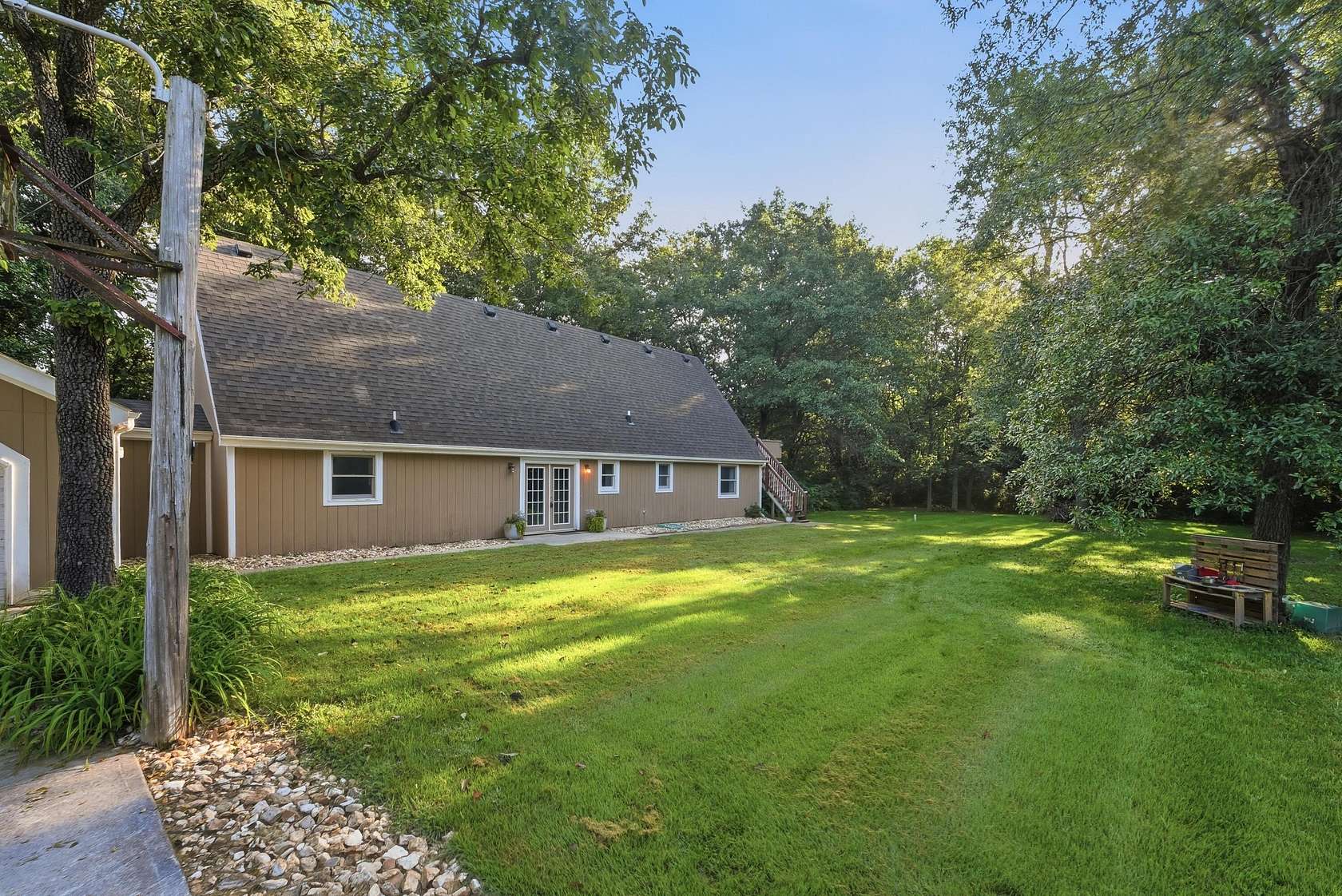4.2 Acres of Land with Home for Sale in Fulton, Missouri