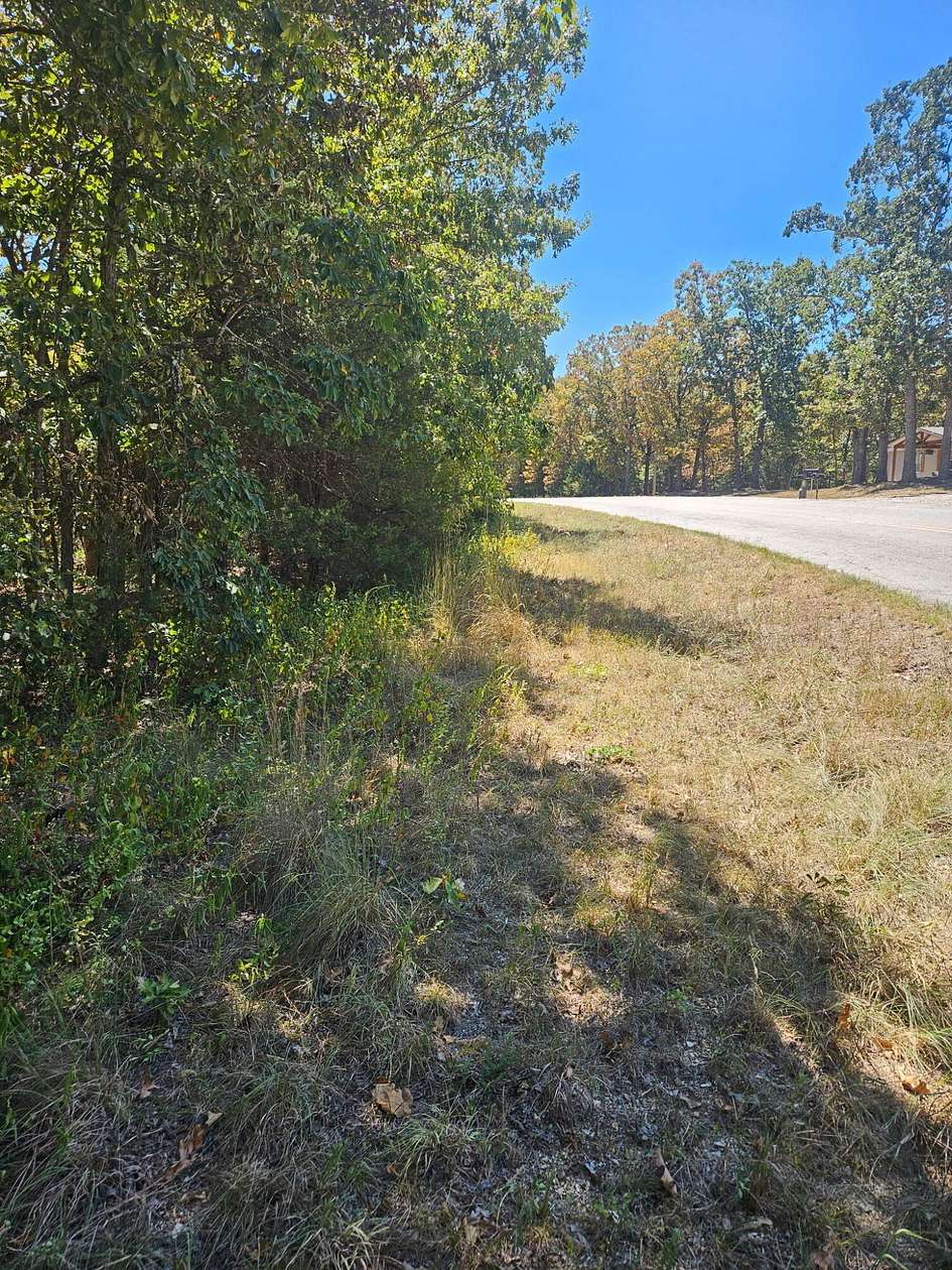 15.8 Acres of Land for Sale in Hermitage, Missouri