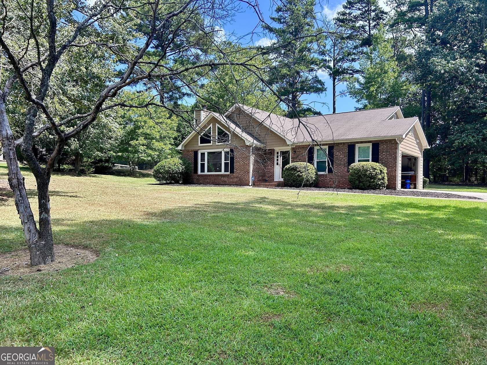 1.5 Acres of Land with Home for Sale in Fayetteville, Georgia