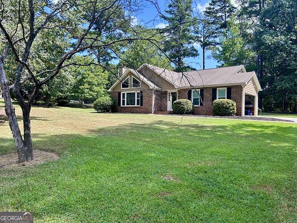 1.5 Acres of Land with Home for Sale in Fayetteville, Georgia