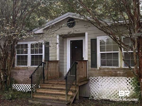 40 Acres of Land with Home for Sale in Elberta, Alabama