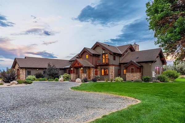 10.5 Acres of Recreational Land with Home for Sale in Powell, Wyoming