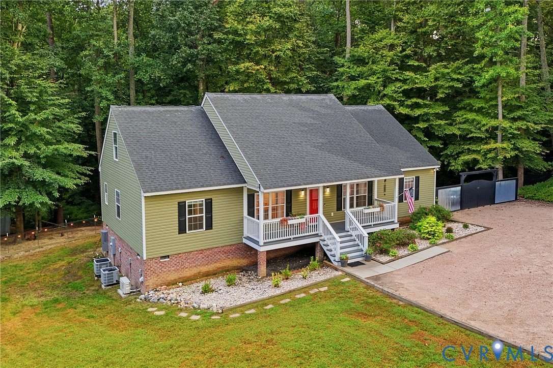 2.27 Acres of Land with Home for Sale in Quinton, Virginia