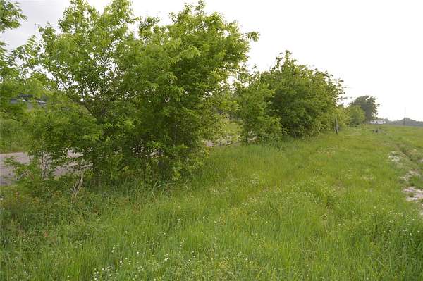 6 Acres of Residential Land for Sale in Point, Texas