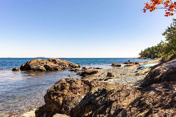 27.1 Acres of Recreational & Residential Land for Sale in Camden, Maine
