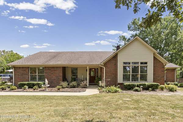 9 Acres of Land with Home for Sale in Senatobia, Mississippi