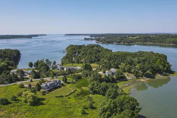 2.7 Acres of Land with Home for Sale in Harpswell Town, Maine