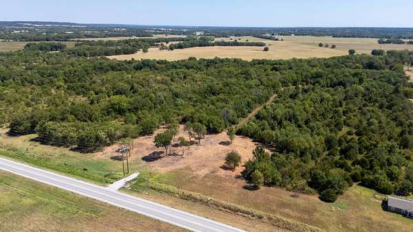 9 Acres of Residential Land for Sale in Vinita, Oklahoma