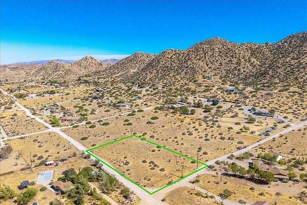 1.26 Acres of Land for Sale in Pioneertown, California