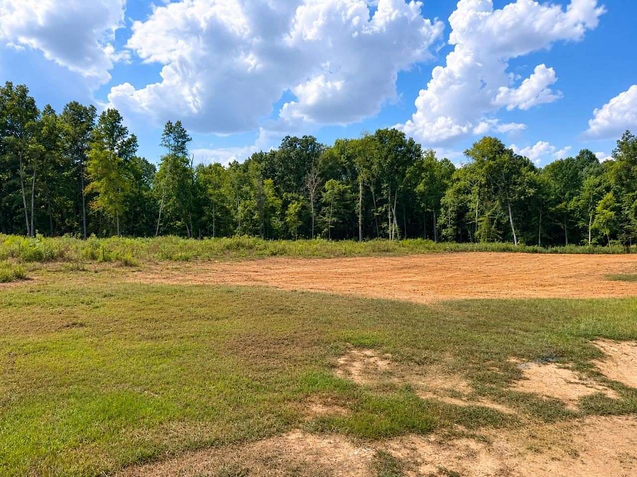 2 Acres of Residential Land for Sale in Alvaton, Kentucky