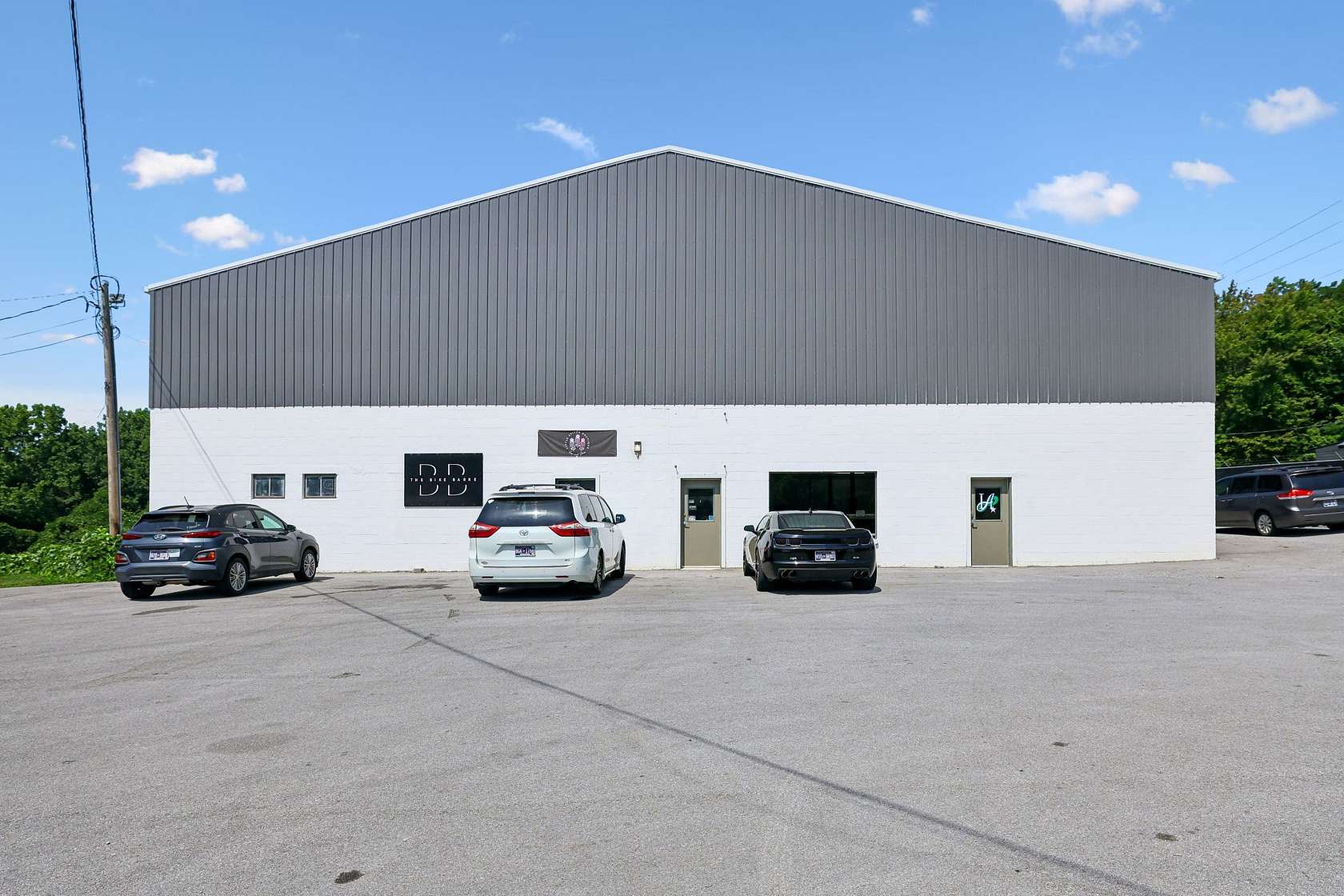 2 Acres of Improved Mixed-Use Land for Sale in McMinnville, Tennessee