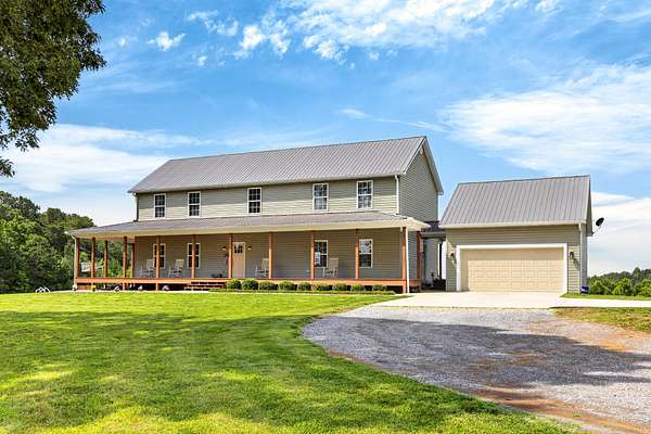 11 Acres of Land with Home for Sale in Oldfort, Tennessee