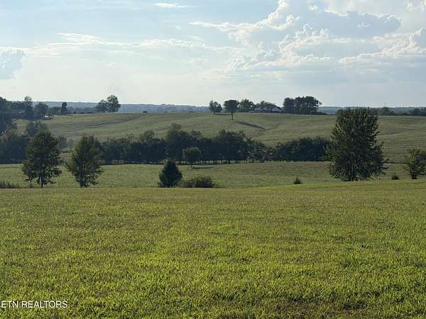 1.5 Acres of Residential Land for Sale in Crossville, Tennessee