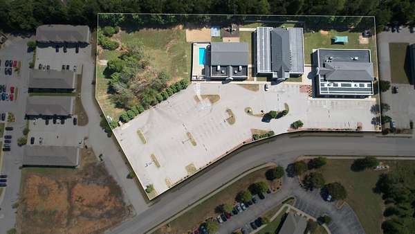 4.2 Acres of Improved Mixed-Use Land for Sale in Clarksville, Tennessee