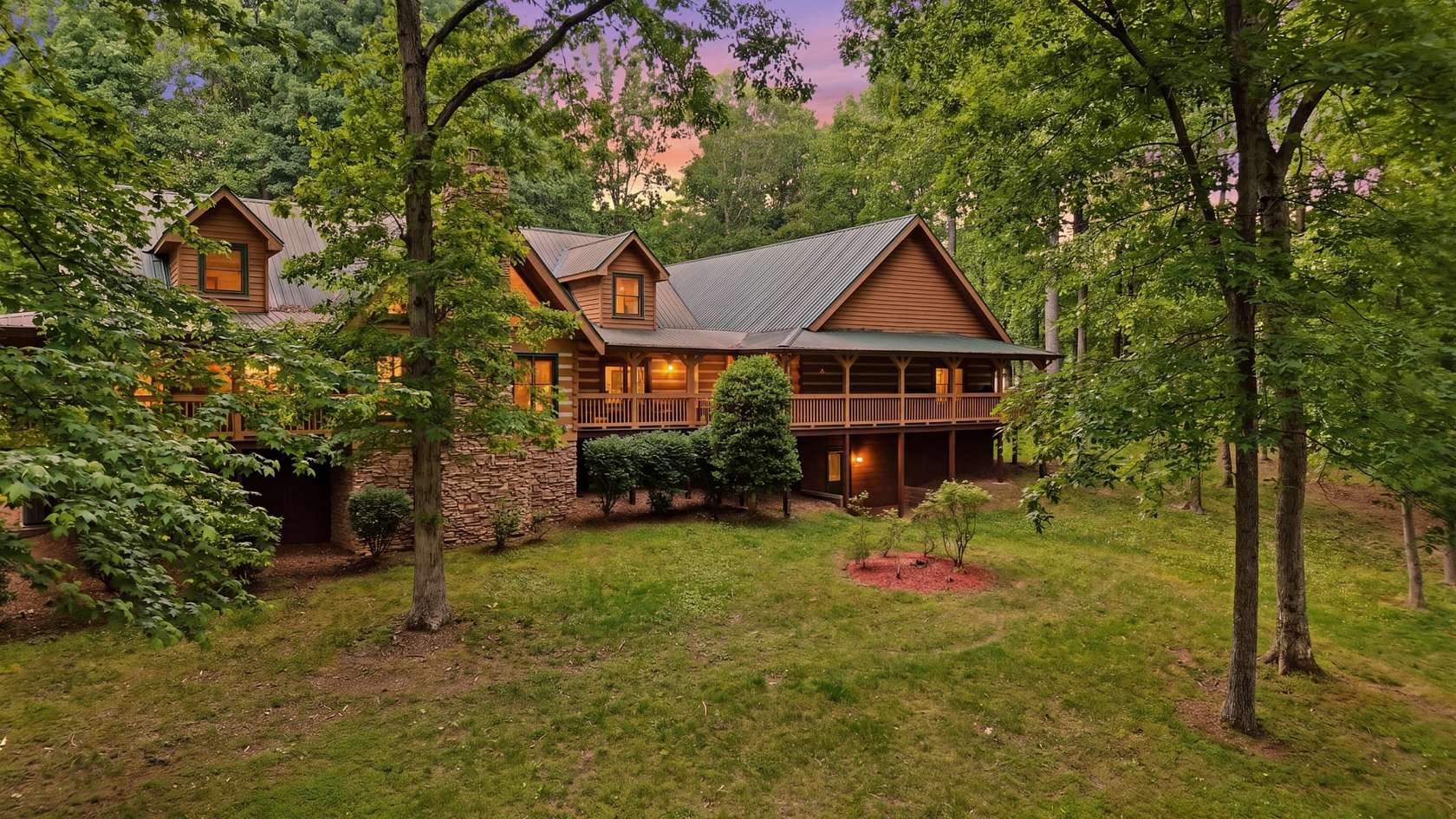 17.8 Acres of Land with Home for Sale in Franklin, Tennessee