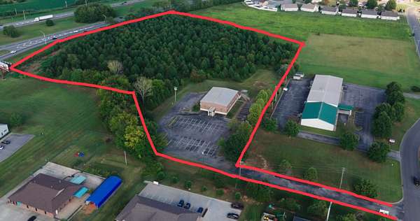 10 Acres of Improved Mixed-Use Land for Sale in Clarksville, Tennessee