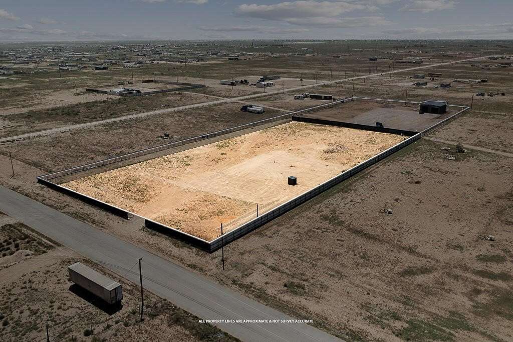 3 Acres of Commercial Land for Sale in Midland, Texas