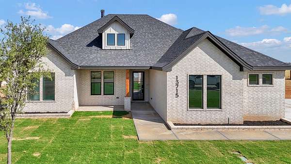 1.5 Acres of Land with Home for Sale in Midland, Texas