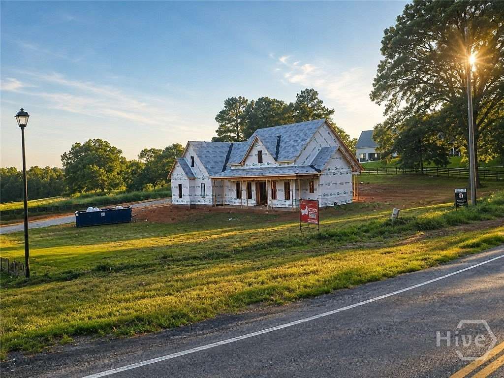 1.54 Acres of Land with Home for Sale in Jefferson, Georgia