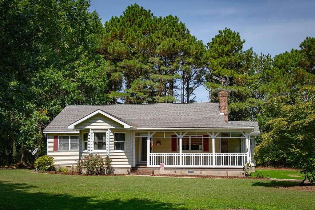 3.58 Acres of Land with Home for Sale in Nassawadox, Virginia