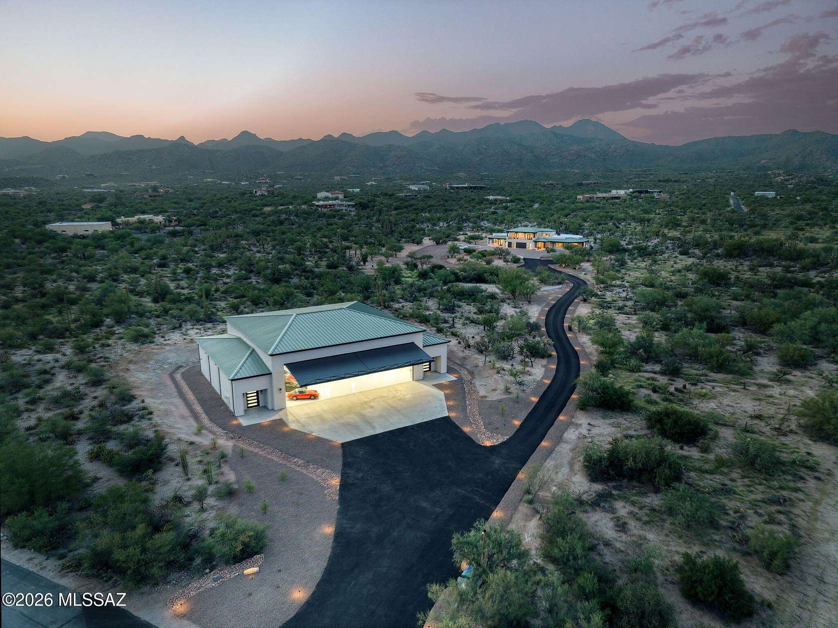 8 Acres of Land with Home for Sale in Tucson, Arizona