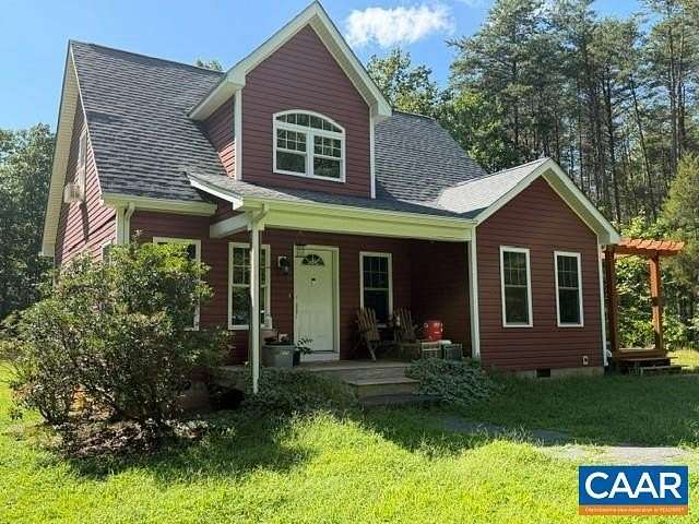 9.15 Acres of Land with Home for Sale in Palmyra, Virginia
