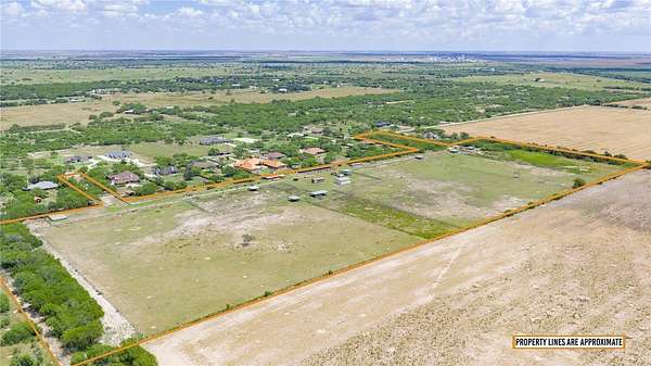 30.8 Acres of Agricultural & Residential Land for Sale in Kingsville, Texas